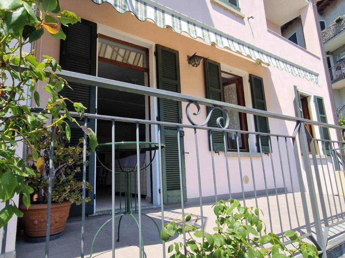 Borgocastello Apartment Rezzonico Luaran gambar