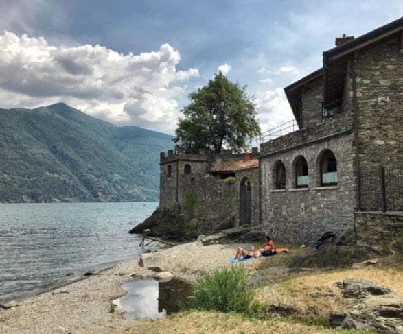 Borgocastello Apartment Rezzonico Luaran gambar