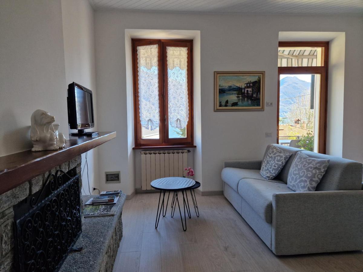 Borgocastello Apartment Rezzonico Luaran gambar