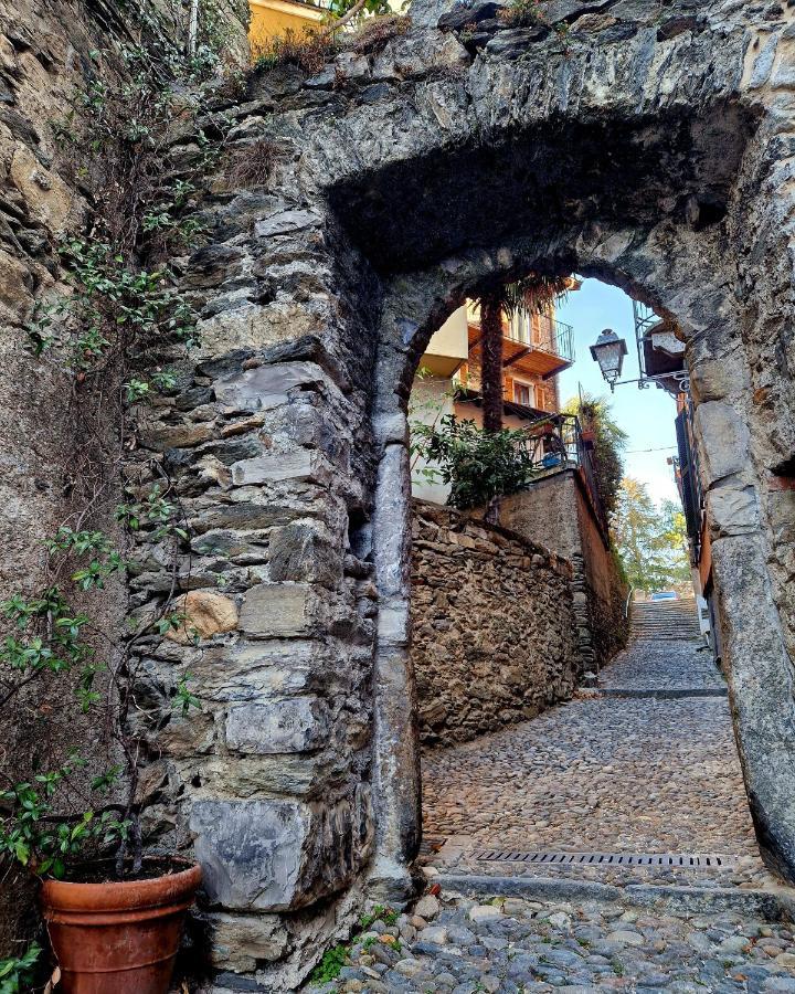 Borgocastello Apartment Rezzonico Luaran gambar
